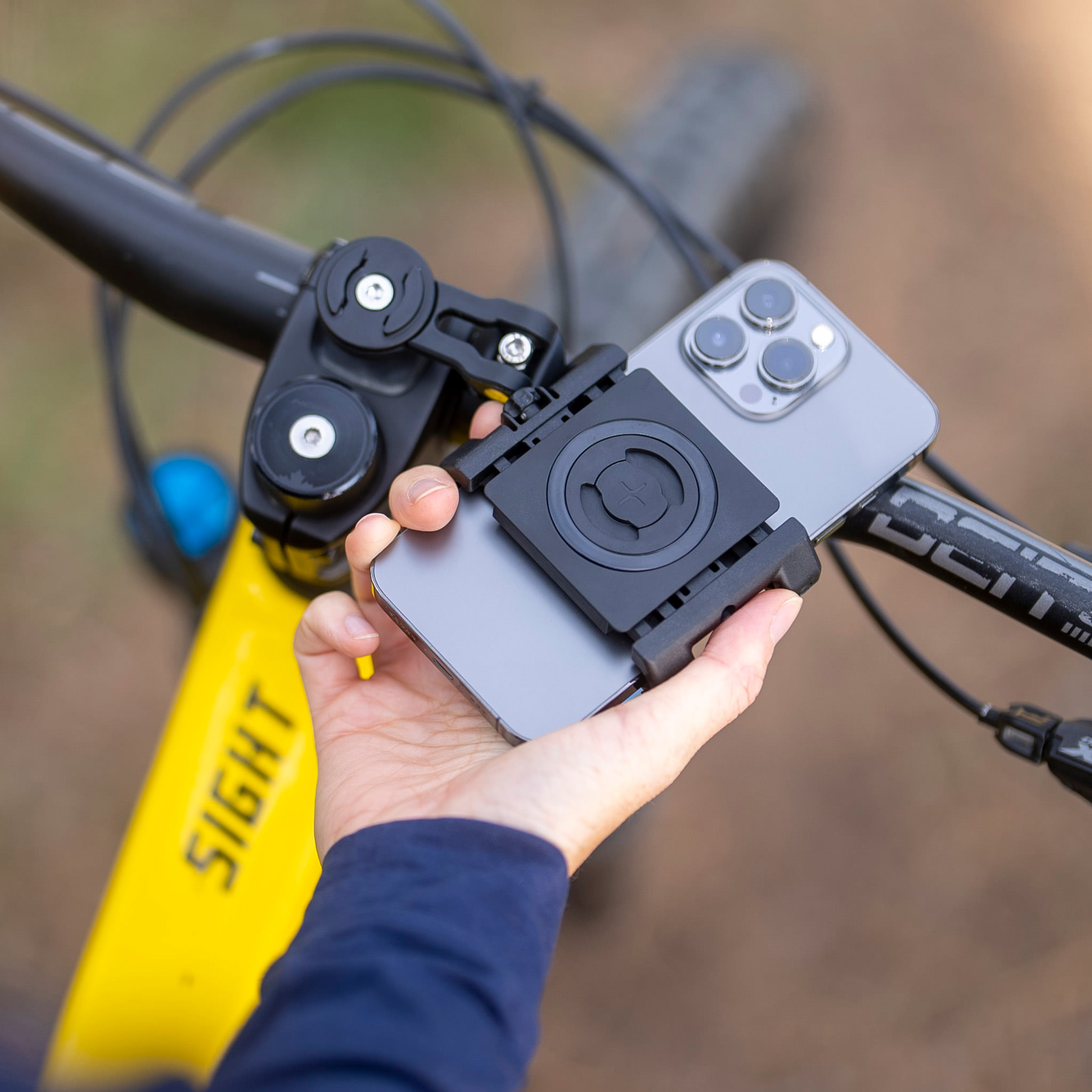 SPCONNECT BIKE BUNDLE UNIVERSAL PHONE CLAMP SPC+(エスピーコネクト バイクバンドル ユニバーサルフォンクランプ)